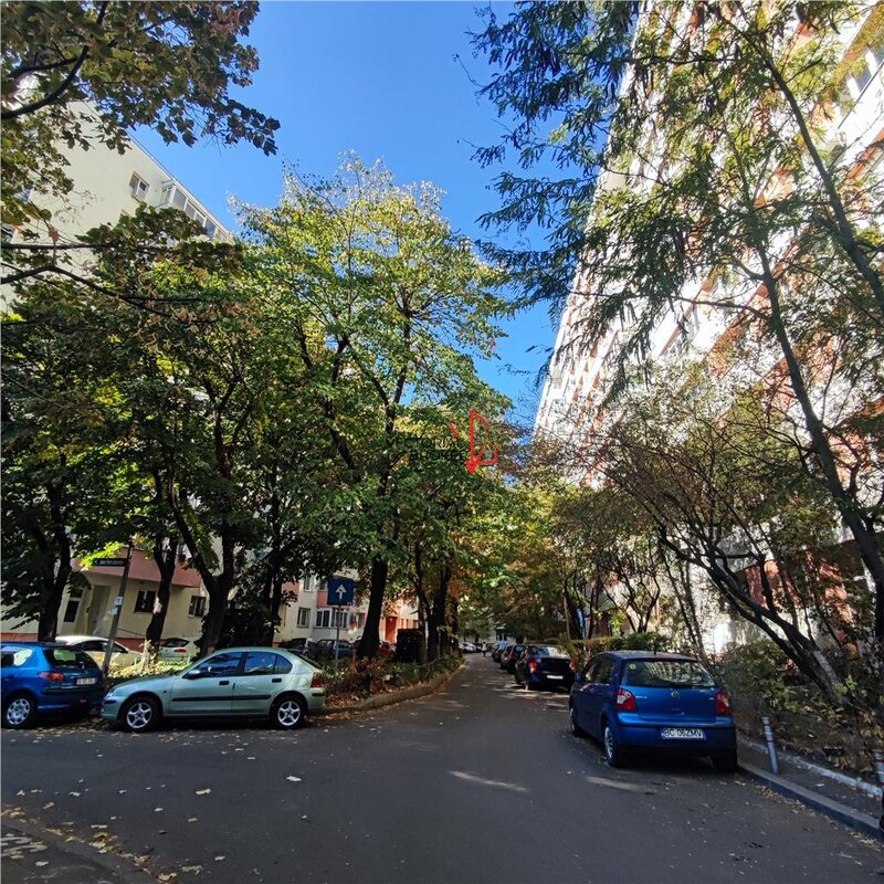 Ion Berindei, Sectia 7 Politie, apartament la et.2/10 in bloc reabilitat,