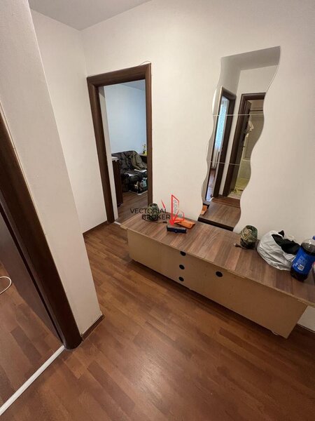 Ion Berindei, Sectia 7 Politie, apartament la et.2/10 in bloc reabilitat,